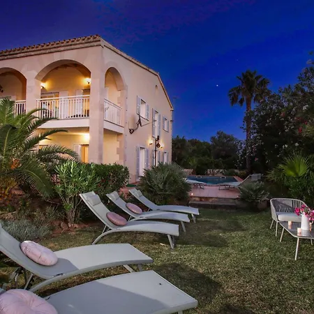 Casa Uno Villa